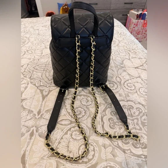 Loungefly Quilted Black Backpack with Disney Icons - Picture 4 of 4